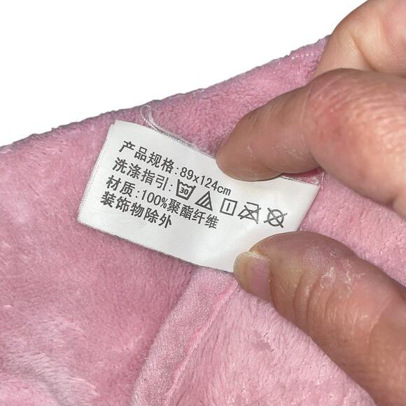 Minnie Mouse Throw Blanket Pillow Disney Parks Plush Stuffed Animal 3D 35" x 48" - Picture 9 of 13